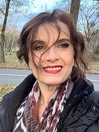 Séduisante cougar pétasse de 54 ans recherche une rencontre coquine à Pau