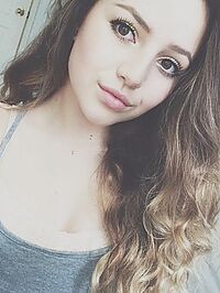 Rencontre discrète (à Versailles - Yvelines) avec Christelle femme de 25 ans