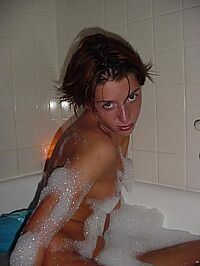 Rencontre d'un soir près de Rodez avec Josette trentenaire de 32 ans