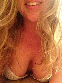 Rencontre éphémère près de Nantes avec pétasse de 26 ans