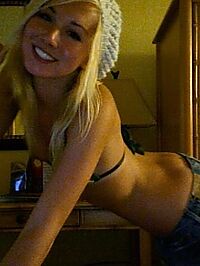 Milf cochonne veut plan libertin à Melun