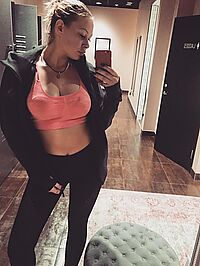 Trentenaire salope aimerais rencontre éphémère à Mende