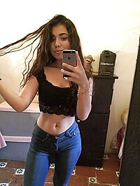 Femme pétasse cherche plan libertin (près de Marseille)