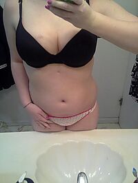 Rencontre éphémère (près de Marseille - Bouches-du-Rhône) avec trainée de 24 ans